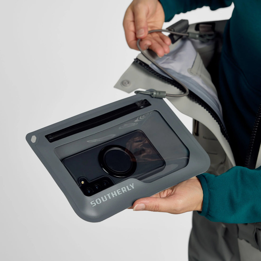 Southerly Waterproof Pouch - Gray