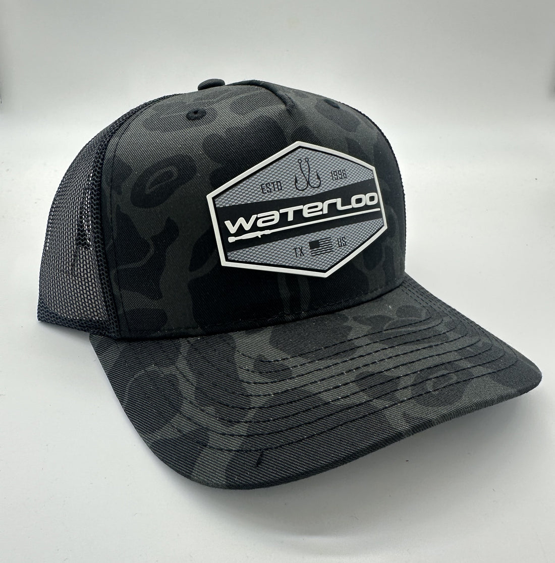 Waterloo Sable Duck Camo and Black Cap - Badge Rubber Logo