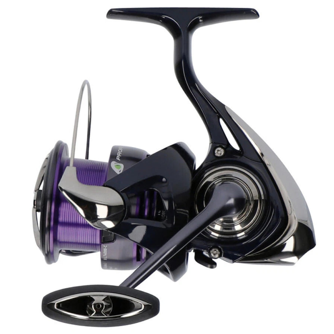 DAIWA 24 PROREX X LT3000-C SPINNING REEL